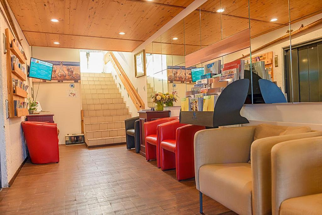 Hotel Des Alpes Bulle Center Kültér fotó